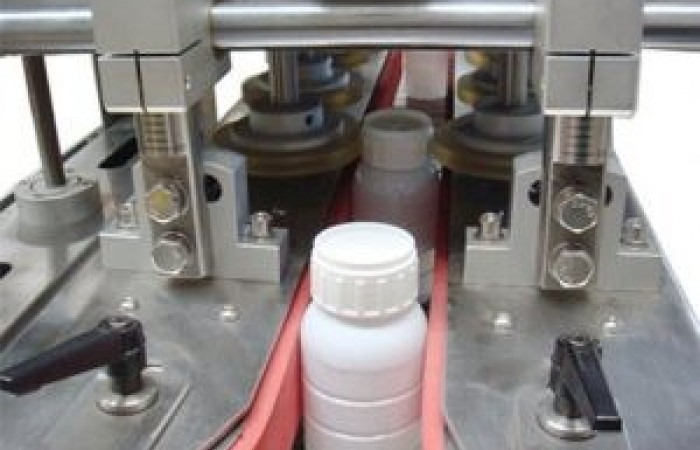 Inline-spindle-capping-machine-300x221