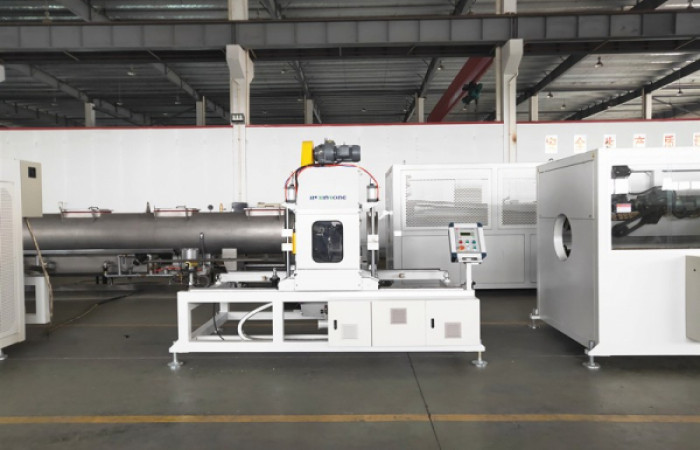 pvc-plastic-pipe-extrusion-line-with-hot (1)