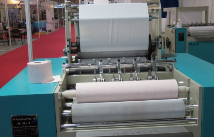 دستگاه-تولید-دستمال-توالت-دلسی-پوینت-تو-پوینت-نیمه-اتو-مات-768x576