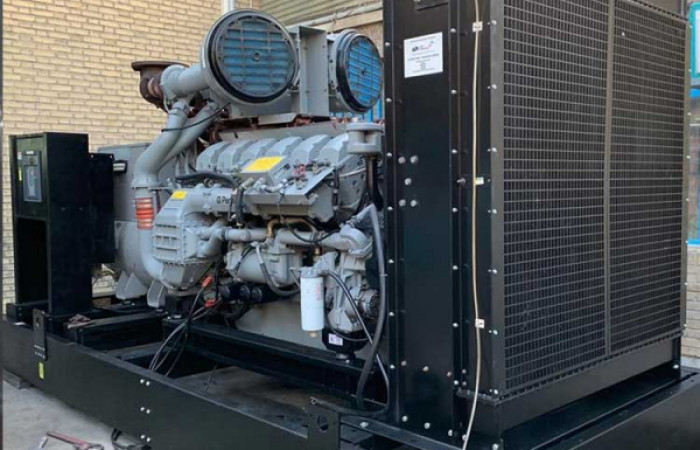 secondhand-diesel-generator-perkins-4012